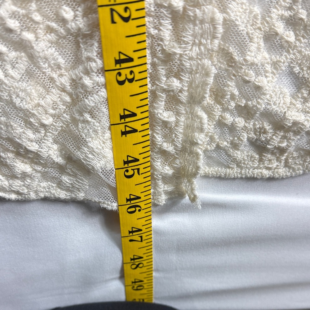 Rebellion Again Ivory Lace Cardigan Size M - Picture 5 of 5